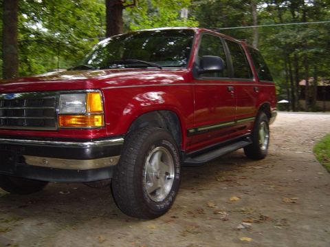1993 Ford Explorer “Pinky”