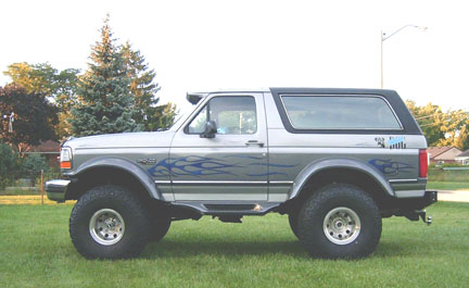 1992 Ford Bronco photo