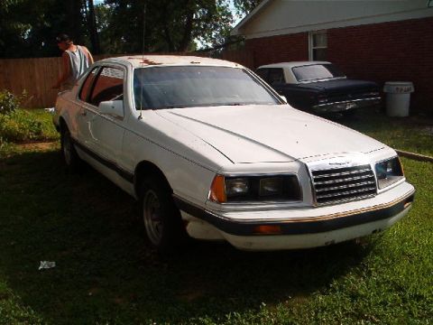 1985 Ford Thunderbird photo