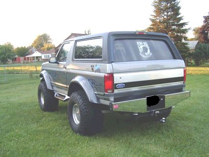 1992 Ford Bronco photo