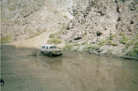 1990 Ford Bronco - Mud whomping