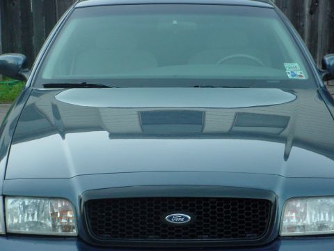 1998 Ford Crown Victoria photo
