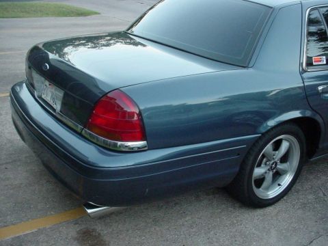 1998 Ford Crown Victoria photo