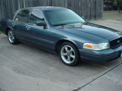 1998 Ford Crown Victoria photo