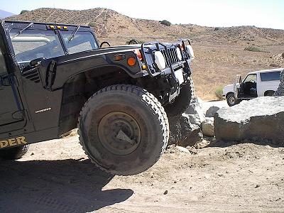 1990 Ford Bronco - It dont seem like hummers flex much.