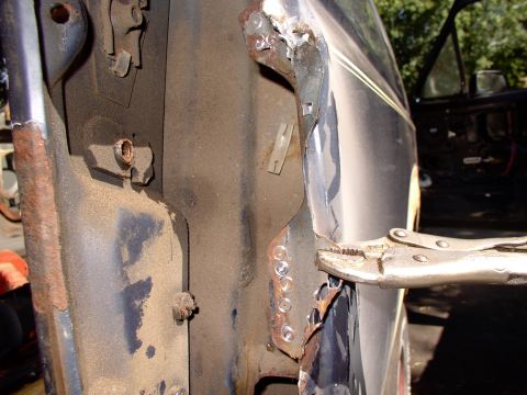 1986 Ford Bronco - Then just peel back the quarter skin and move on to the next contact area with spot welds.