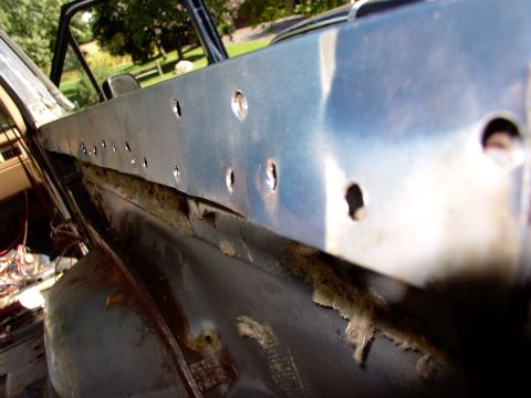 1986 Ford Bronco - This part of the removal has been covered well by other people and is pretty straight forward. Drill out the spot welds and if you're lucky…