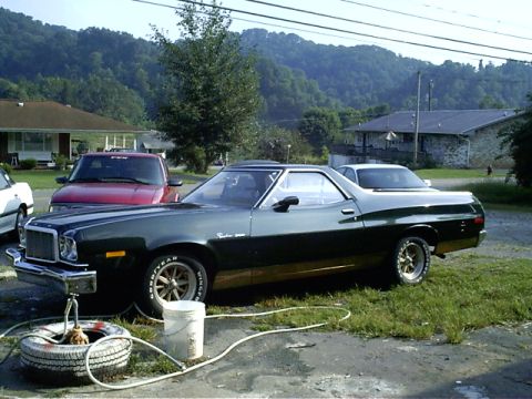 1975 Ford Ranchero photo