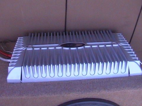1991 Ford Bronco - Rockford Fosagate 1501bd 1500W mono amplifier