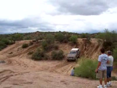 1992 Ford Bronco - slide gets all 4 in the air