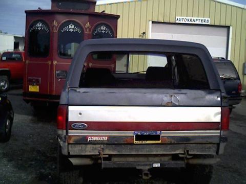 1987 Ford Bronco - rear.