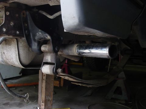 1987 Ford Bronco - F250 brakets for shackle flip