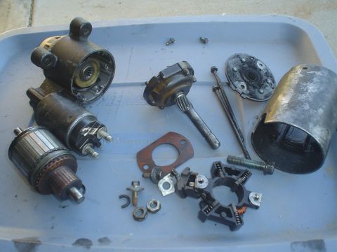 1993 Ford Taurus - All apart.