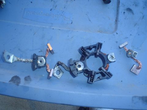 1993 Ford Taurus - old brush assembly, new brushes