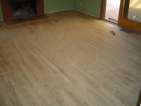 1989 Ford Bronco - Living room after floor polishing