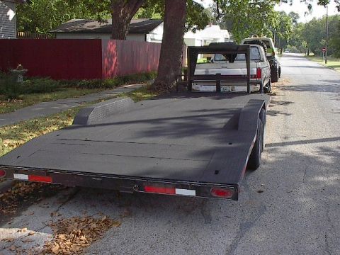 1986 Ford Bronco - Here is the trailer after foghorn helped me spray it with bedliner