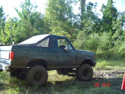 1989 Ford Bronco - This SUV appears to be from the late 1980s or early 1990s, possibly a Ford Bronco II or similar model.