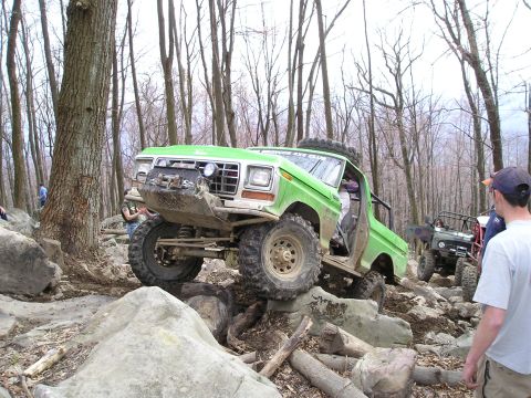 1978 Ford Bronco - Rattlerock trail at Windrock