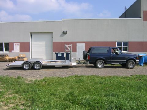 1994 Ford Bronco - Car trailer empty