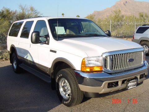 2000 Ford Excursion photo