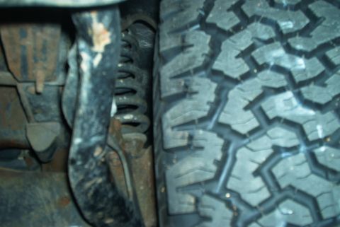 1989 Ford Bronco - Full lock right , tire not rubbing arm