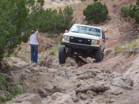 1987 Ford Bronco - dons canyon