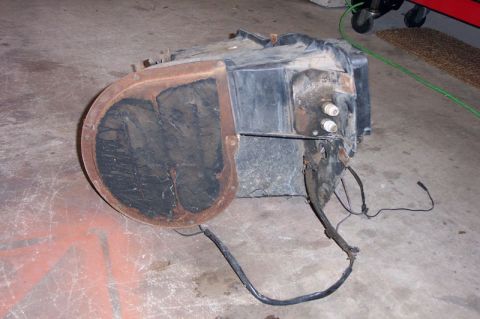 1992 Ford Bronco - Evaporator housing from '73 F100, including evaporator, expansion valve, heater core, and wiring