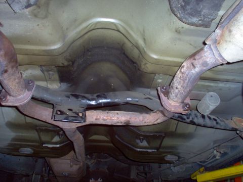 1994 Ford Crown Victoria - I had to drop it because it started slipping badly & I found needle bearings in the pan.