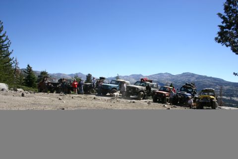 1967 Ford Bronco - Group on top of Cadalic Hill