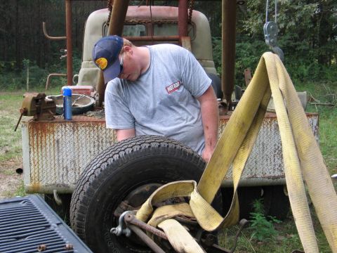 1995 Ford Bronco - putting tires on so it'd be easier to move around