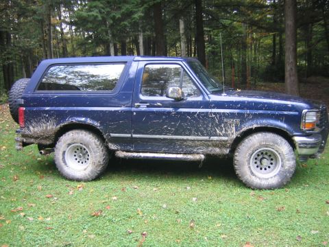 1994 Ford Bronco - Little mud after the loging trail at the cabin