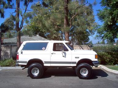 1988 Ford Bronco - A pic of the Beast clean. A rarity. 10-3-04