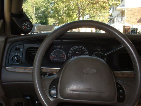 1999 Ford Crown Victoria - Gauge Cluster with VDO 2-1/16" Tach on A-Pillar