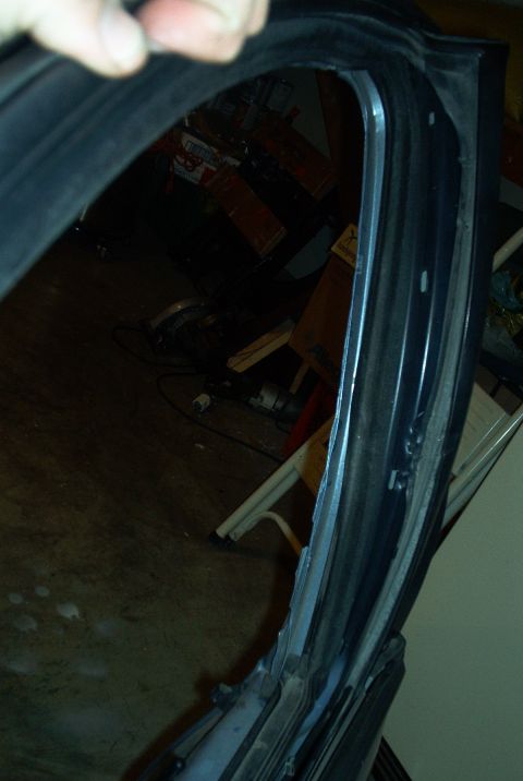 1998 Ford Taurus - You can see how the exterior trim/frame pieces have pulled away from the actual doorframe... bad news..... that means the body shop ain't g…