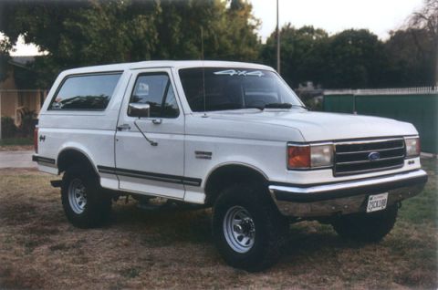 1990 Ford Bronco photo