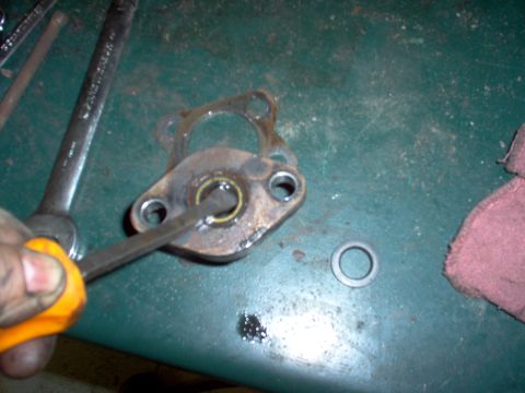 1983 Ford Bronco - The ABS seal is probably the most overlooked seal, but it seems to be a MAJOR source of leaks, judging by the amount of grime on the brake…