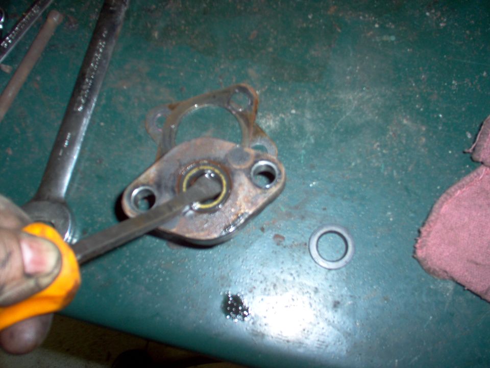 The ABS seal is probably the most overlooked seal, but it seems to be a MAJOR source of leaks, judging by the amount of grime on the brake line bracket.