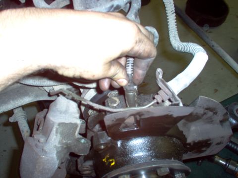 1983 Ford Bronco - Push the ABS sensor FULLY into place.