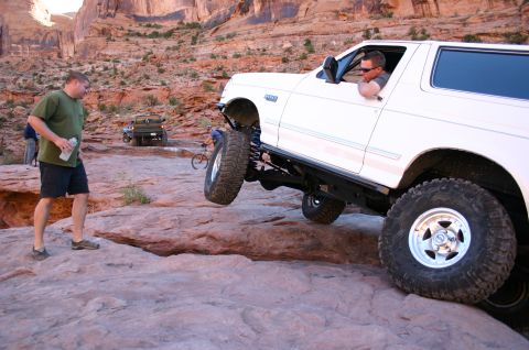 1993 Ford Bronco - devils crack