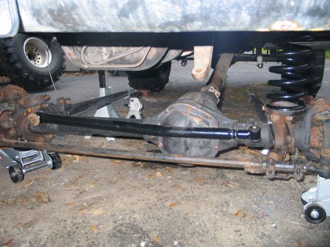 1992 Ford Bronco - crossmember to axle clearance