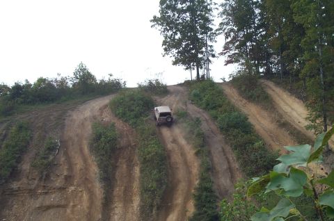 1988 Ford Bronco - Rick Wojo climbing the hills after several failed attempts at more difficult paths.