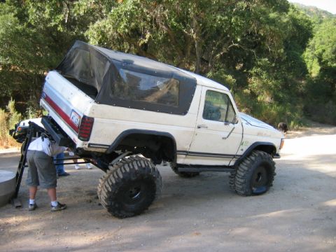 1985 Ford Bronco - Dave on the RTI ramp