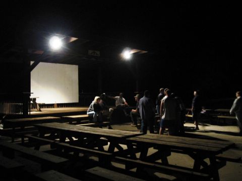 1985 Ford Bronco - Getting ready for MOVIE NIGHT!!!