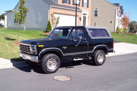 1983 Ford Bronco photo