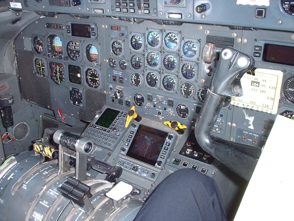Avionics of the Beech 1900...