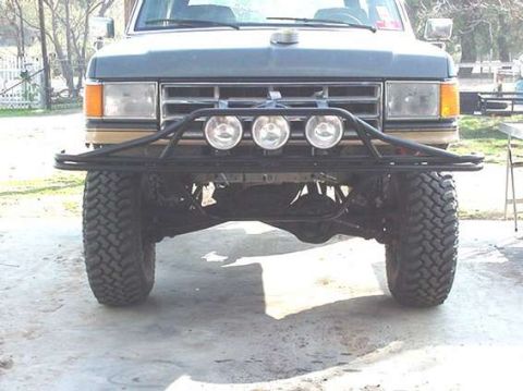 1990 Ford Bronco - I love the lights!