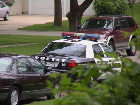 2000 Ford Crown Victoria - Hoffman Estates Police - May 20, 2004 - 02