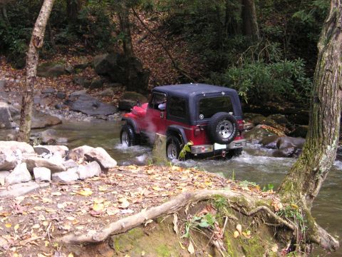 1996 Ford Bronco - Tim crossing the water