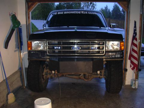 1991 Ford Bronco - Here are the upper tubes tack welded on