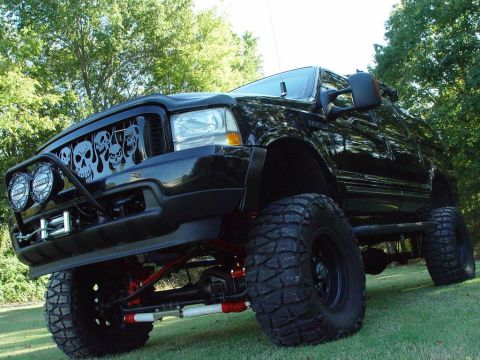 2002 Ford Excursion photo